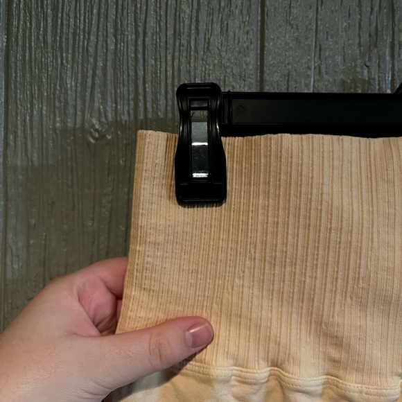 FREE PEOPLE Running Shorts NWOT- cream - Picture 5 of 5